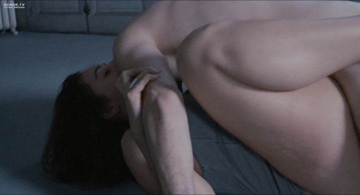 Лаура Мюллер актриса голая